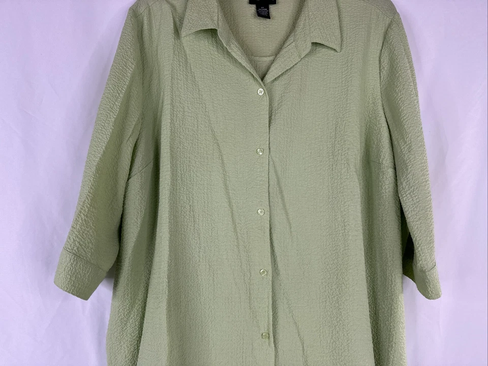 Top Maggie Barnes con botones para mujer talla grande 2X verde lima manga 3/4 Foto 3 de 4