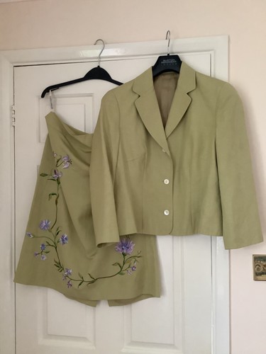 Vintage Laura Ashley ladies suit jacket & skirt silk & linen blend size 14 - 16