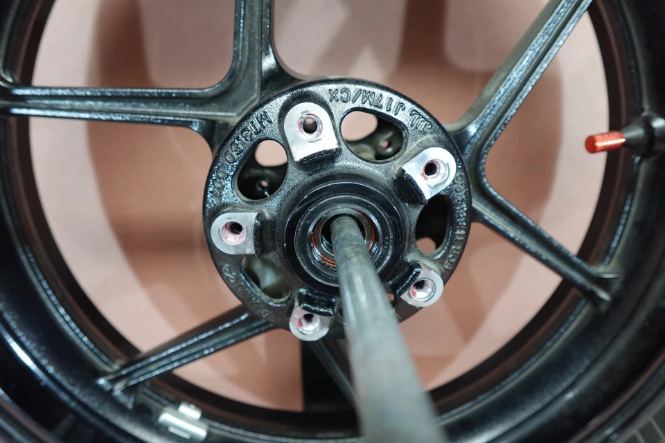 Llanta delantera Michelin 120/70 ZR17 2014-2016 Kawasaki Ninja 1000 ZX1000 Foto 4 de 4