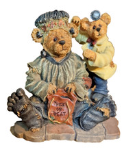 Boyds Bears  Friends The Bearstone Collection. Style 81007  Frankie and Igor