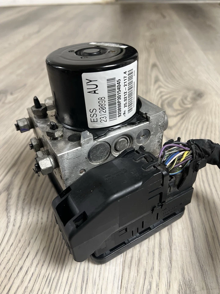 Módulo de bomba acumuladora de freno antibloqueo ABS 2011-2016 Cadillac SRX OEM 23120898 Foto 3 de 4