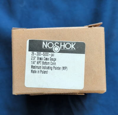 #ad NOSHOK 2.5 in Brass pressure gauge 0 5000 PSI 1 4 in NPT bottom mount $39.00
