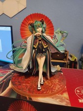 Character Vocal Series 01 Hatsune Miku Land of the Eternal 1/7 Complete Figure