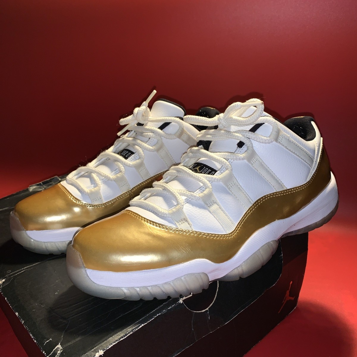 Air Jordan 11 Retro Low Closing Ceremony 528895-103 Sz 9.5 Olympic