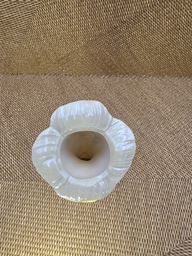 Belleek Ireland 7 3/8" Trumpet Flower Jack in Pulpit Vase VTG Makers Mark Stamp - Picture 5 of 7