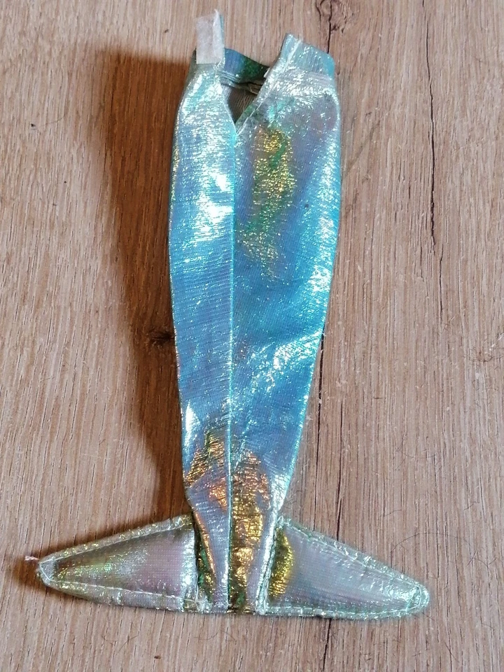 Poupée Barbie vêtements vintage sirène - Photo 2/2
