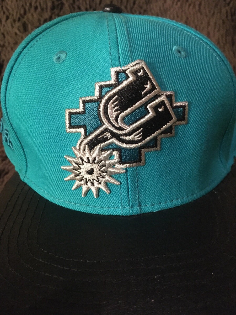 San Antonio Spurs Mens Leather Strap Back Cap Teal Stitched Logo Fiesta  Vintage