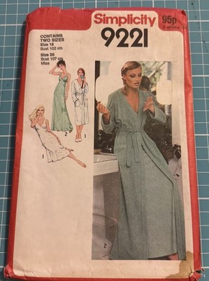 Simplicity 9221 Nachthemd Morgenmantel Schnittmuster Gr. 18 20 gewebt Vintage 70er ungeschnitten