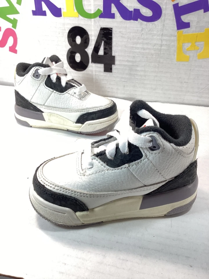 Nike Air Jordan Retro 3 Niño Gris Cemento talla 4C Foto 3 de 4