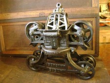 Antique Vintage Cast Iron FE Myers Hay Trolley Farm Barn Pulley