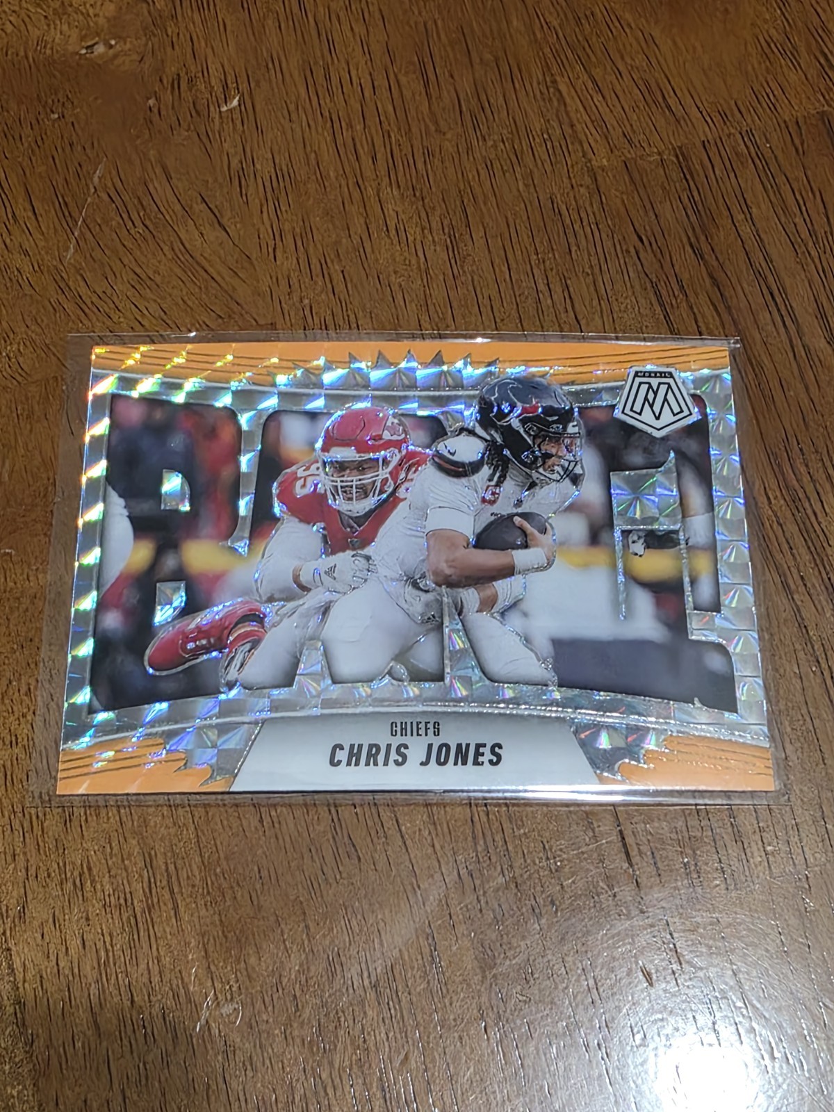 2025 Panini Mosaic - Bang! Chris Jones #8 Orange Fluorescent Mosaic Prizm Chiefs