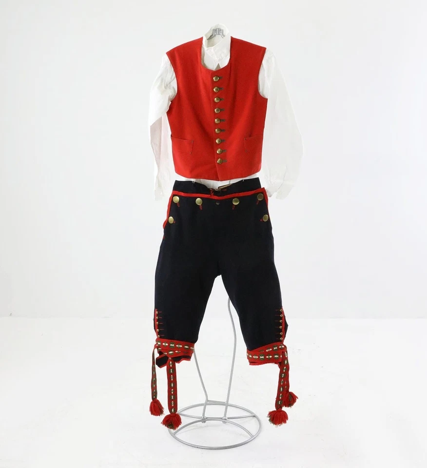 Chaqueta Húsar de Lana Negra Conjunto Completo Disfraz Popular Tradicional Hombre, 5 Piezas, Delsbo, Foto 2 de 4