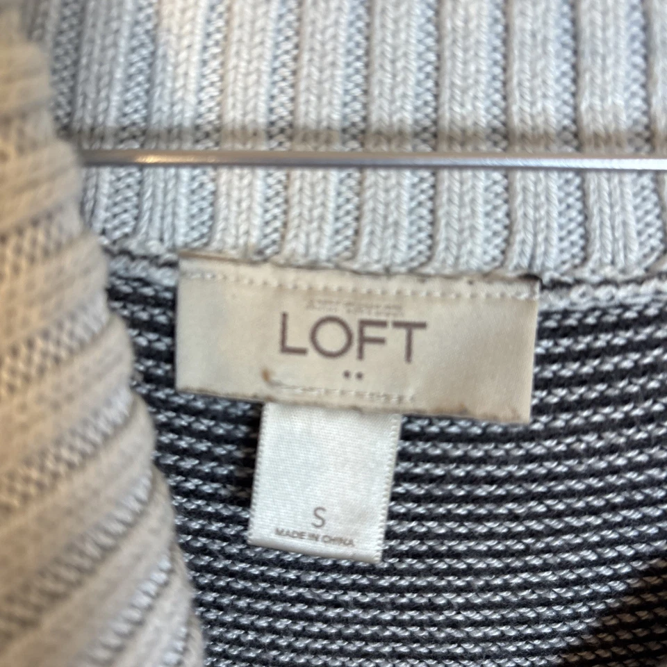 Suéter Top Ann Taylor Loft Tostado y Negro Rayas Capucha/Cuello Simulado Talla S Foto 4 de 4