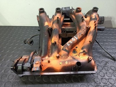 8200064370 stutz ansaugkrümmer v. RENAULT CLIO II FASE II B CB0 2001 176776