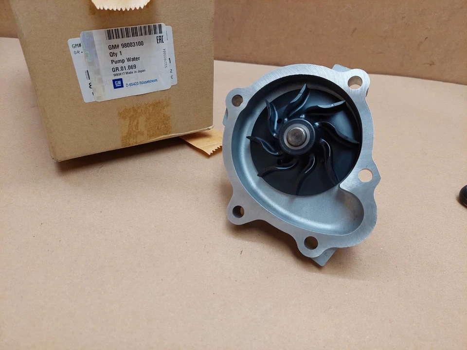 Vauxhall Astra G H 1.7 TD CDTi Engine Water Pump Opel GM 98003100 Genuine - Image 3 of 4