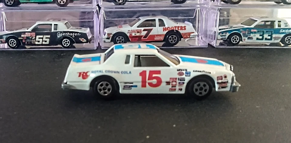Vintage Ertl 1/64 nascar #15 RC Cola 82 T-bird - Image 3 of 4
