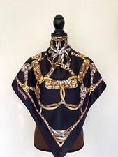 New Gucci Unisex Scarf Iconic GG Logo Print Black Gold Multicolor Silk Wrap