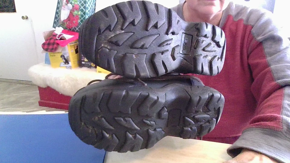 Heavy Duty Hunt or Hike! Rocky size 1 Camo Thinsulate Ultra Insulated Lace Boots - Image 2 of 4