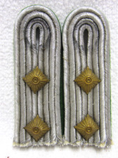 PAAR SCHULTERSTÜCKE - Schulterklappen - Hauptmann Polizei - Feldbluse - gekürzt?