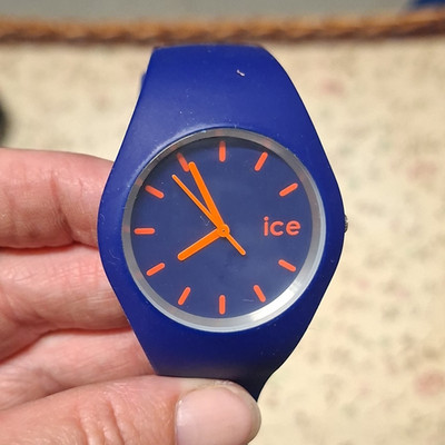 Ice-Watch ICE.B.E.U.S.12 Armbanduhr blau Quarz Analog Silikon 10 ATM