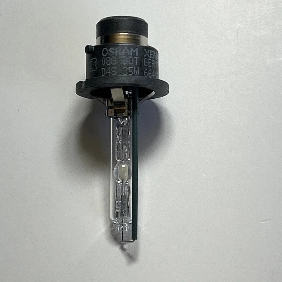 Ксеноновая лампа Sylvania D4S - Изображение 4 из 4