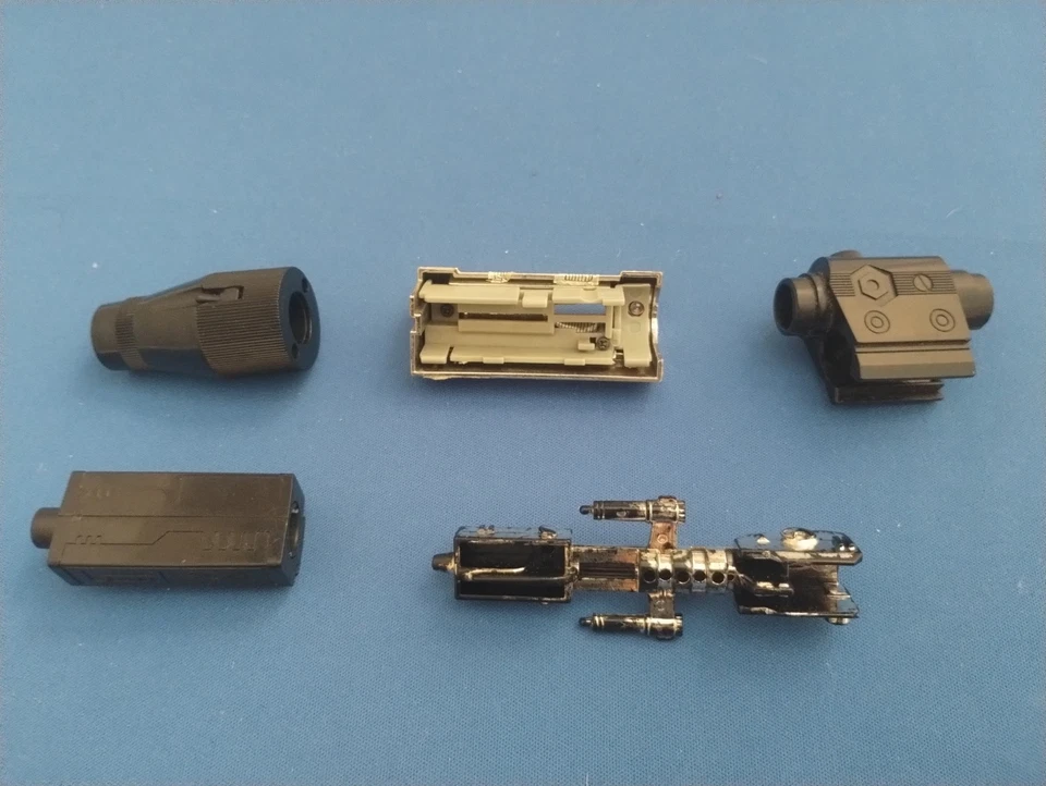 TRANSFORMERS G1 MEGATRON PARTS LOT VINTAGE ORIGINAL - Image 2 of 2