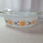 Vintage Pyrex Town & CountrySnowflake Orange 1.5 Qt Casserole Dish w Lid USA