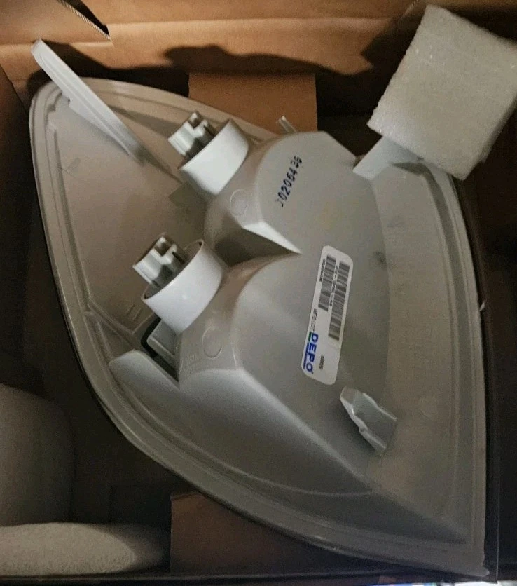 Depo Turn Signal Light (Left) for Sequoia, Tundra 312-1556L-AS - Image 2 of 4