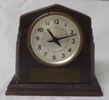 VINTAGE SETH THOMAS AWARD ART DECO MANTEL CLOCK - GENERAL MOTORS ACCEPTANCE 1938