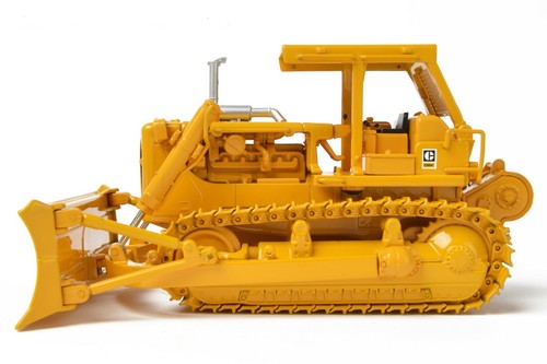Caterpillar D8K Dozer w/ ROPS, Winch & A Blade - 1/48 - CCM - Diecast - 2019 - Picture 3 of 6