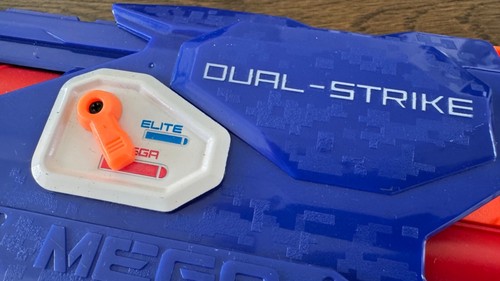 NERF DUAL STRIKE - Bild 5 von 7