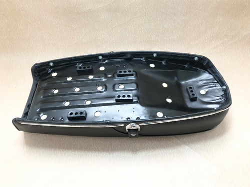 1970-1971 Honda CB750 CB 750 K0 K1 Four Double Seat 77200-300-030A Seat Saddle. - Picture 8 of 11