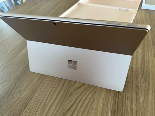 Microsoft Surface Pro Copilot+ PC Touch 13" OLED Snapdragon X Elite 32GB 1TB - Picture 4 of 7