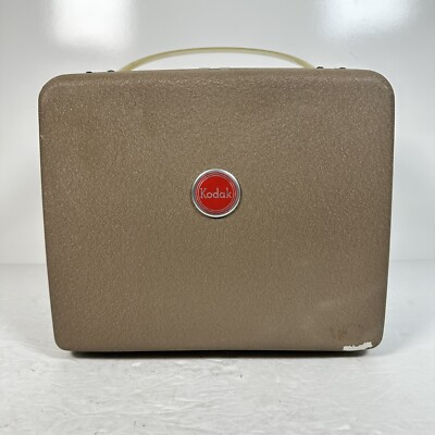 ヴィンテージBrownie Movie Projector 8mm 本体 Vintage Kodak Brownie 8mm Movie Projector Model 10 With Carry Case
