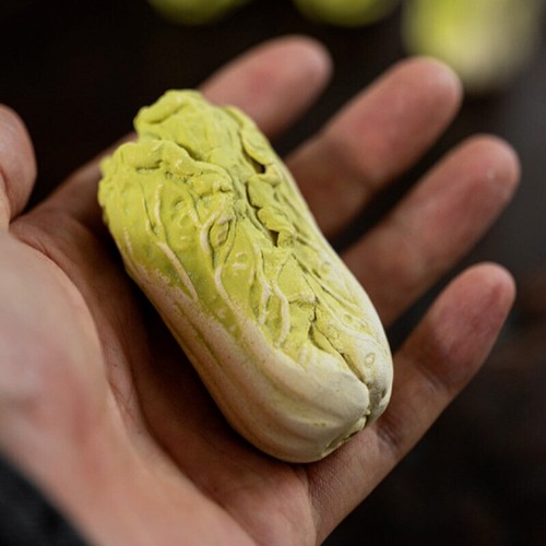 Purple Clay Chinese Cabbage Tea Pet Ornament from Yixing - 第 4/7 張圖片