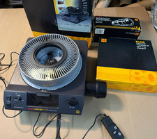Kodak Carousel 4400 Slide Projector with Lens, Remote, Carousel, box