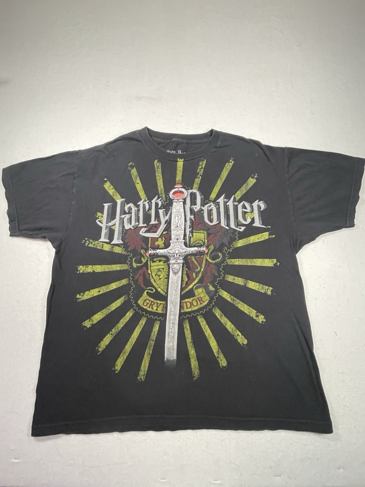 VTG Harry Potter Sword of Gryffindor T-Shirt XL 2009 Warner Bros Made in Mexico