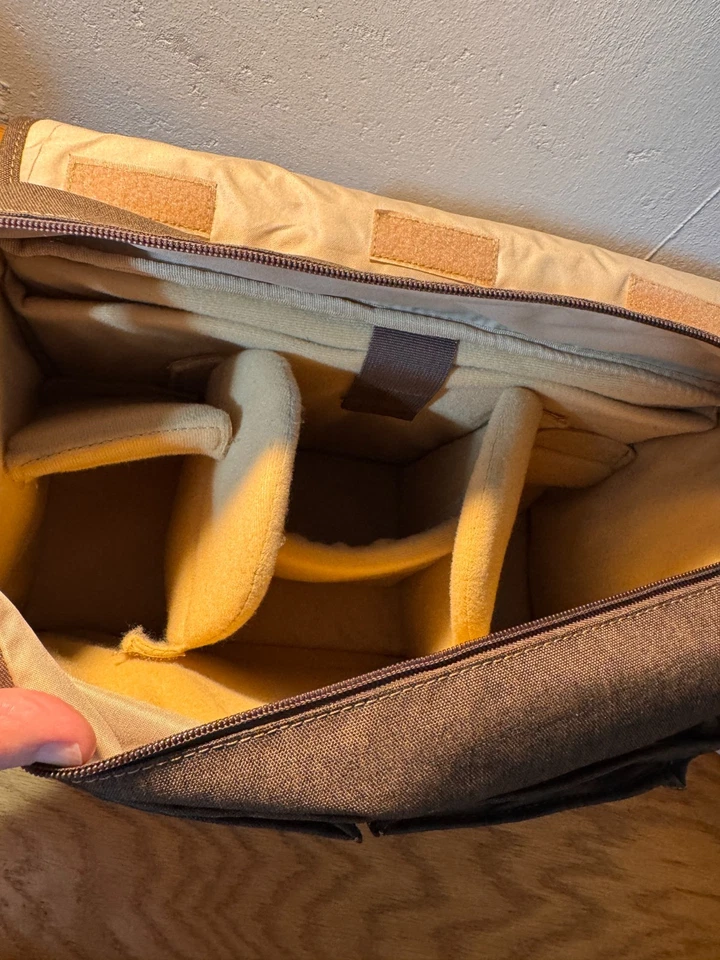 Bolsa de ombro Promaster para câmera grande veja fotos com fita métrica 452 - Imagem 4 de 4