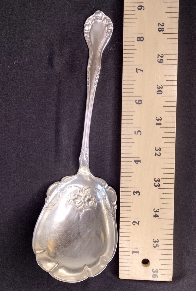 Tudor by Lunt Silver, Medium Solid Berry/Casserole Spoon 8 3/8"W/Roses - Image 2 of 4