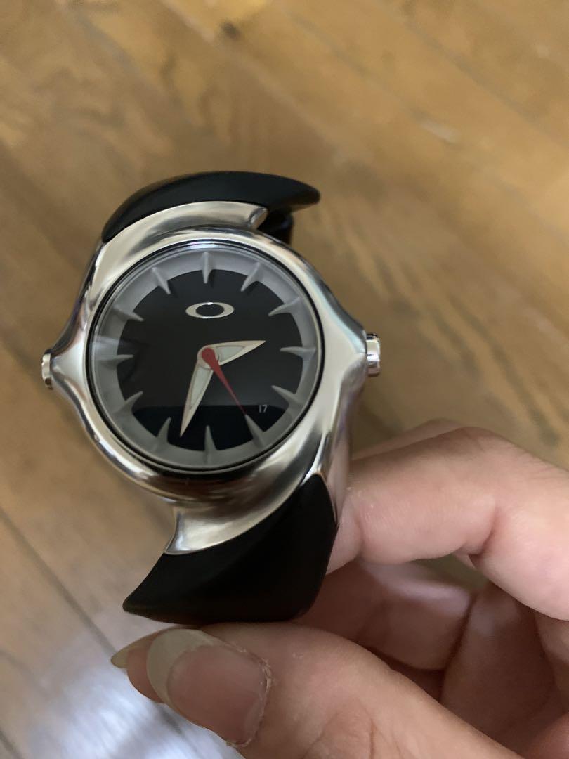 OAKLEY crush2.5 crush y2k Men's Wrist Watch (Analog OAKLEY crush2.5 crush y2k Men's Wrist Watch (Analog