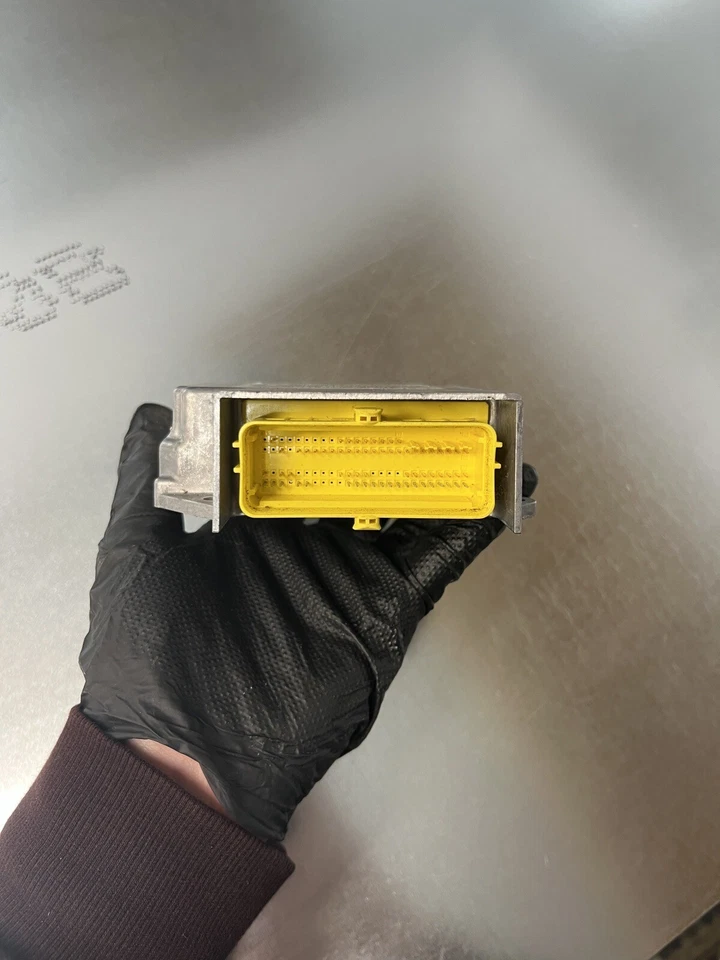 Volkswagen Passat Module 5C0-959-655-AB 2015 fabricante de equipos originales Foto 3 de 4