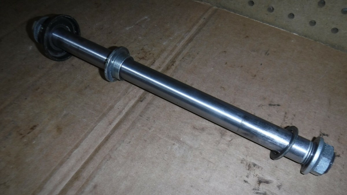 Kawasaki ZX10 88-90 ZR7 00-05 EX650R 06-16 Swing Arm Shaft Pivot