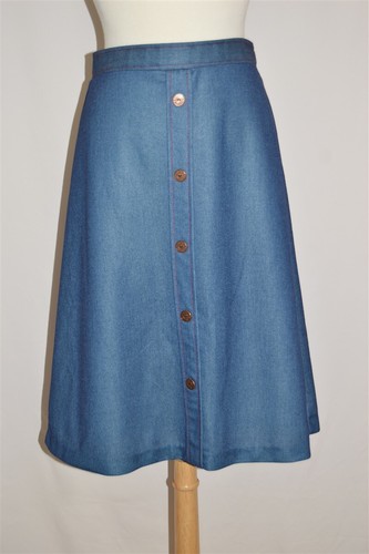 vintage 70s LAURENTE POLYESTER NAVY BLUE BUTTON FRONT WOMEN'S A LINE SKIRT 13/15 - Picture 1 of 4