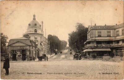 Old postcard Saint-Cloud Place d'Armes - Avenue de Paris (1322188)