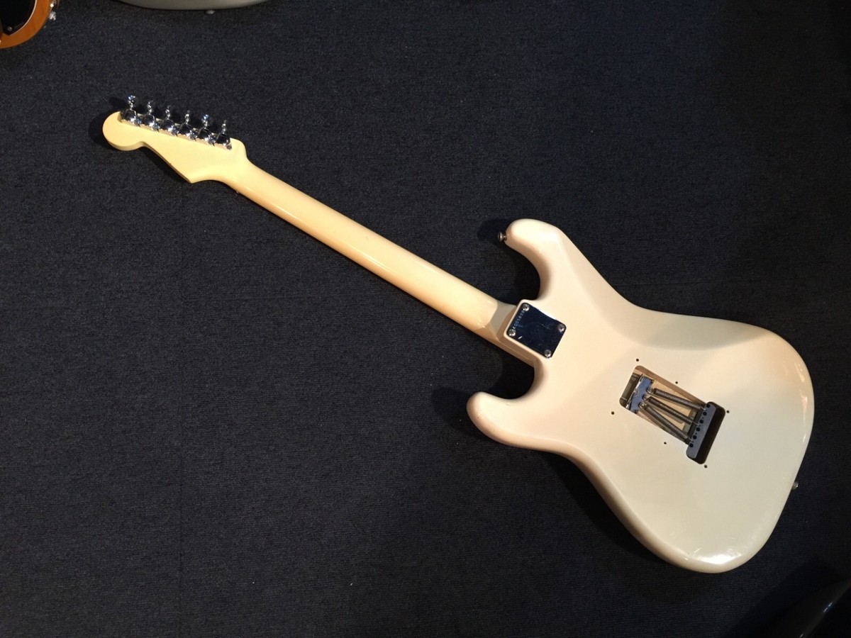 No.115222 1985-1986 Fender Japan Squier SST WHT FUJIGEN INC