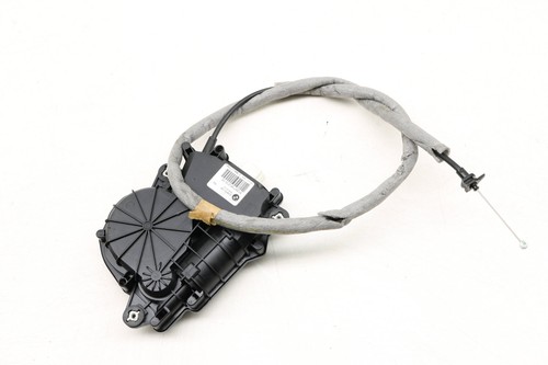 2015 BMW 740LD XDRIVE - Trunk LID LOCK Motor 7191213 - Picture 2 of 5