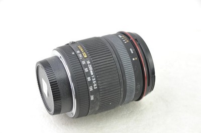 für Nikon AF,  Sigma 18-200 mm f/3.5-6.3 DC, built-in AF Motor