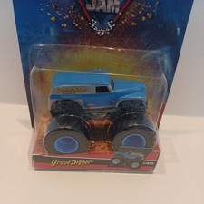 Grave Digger Monster Jam 45 New Unopened 2006 Hot Wheels