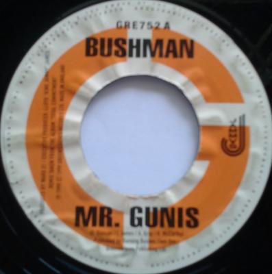 Bushman  / Black Uhuru - Mr. Gunis / It A Go Red (7'')