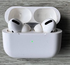 Apple AirPods Pro Wireless Earbuds With Charging Case White - Used